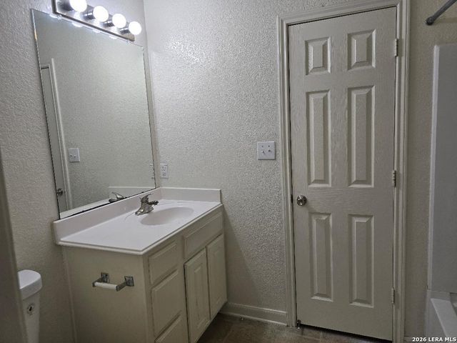 11207 COUNTRY CANYON, San Antonio, TX 78252