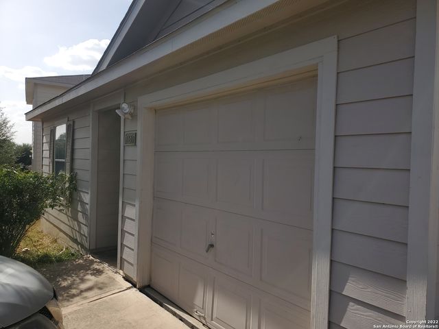 11207 COUNTRY CANYON, San Antonio, TX 78252