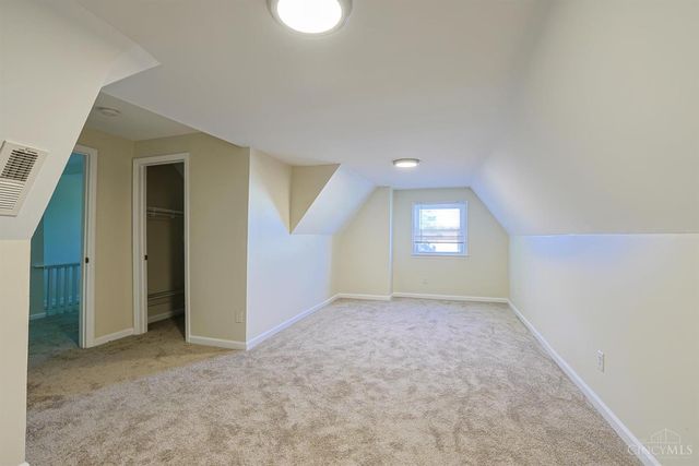1117 Regent Avenue, Cincinnati, OH 45237