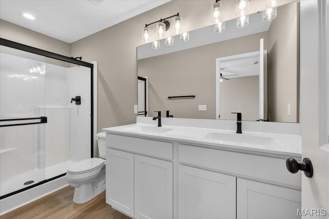 10 Wild Ridge Manor Court, Florissant, MO 63033