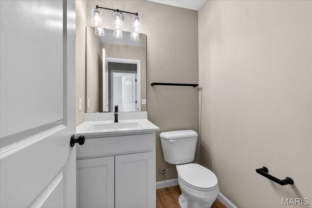 10 Wild Ridge Manor Court, Florissant, MO 63033