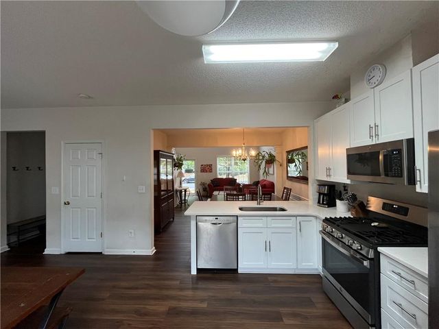 5305 Falling Water Terrace, Roswell, GA 30076