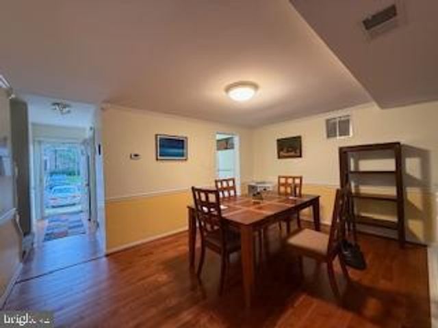 11598 OVERLEIGH DR, Woodbridge, VA 22192