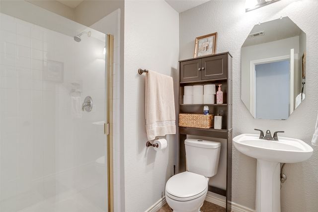 5366 Desert Falls Drive, Fort Worth, TX 76137