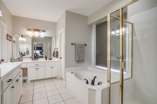 5366 Desert Falls Drive, Fort Worth, TX 76137