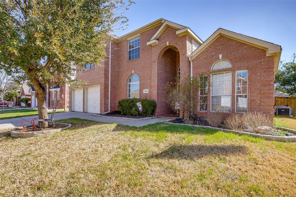 5366 Desert Falls Drive, Fort Worth, TX 76137