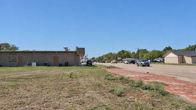 305 NW 2nd Street, Kerens, TX 75144