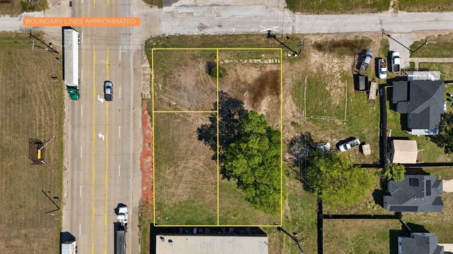 305 NW 2nd Street, Kerens, TX 75144