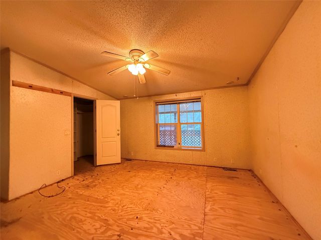 669 County Road 1245, Warren, TX 77664