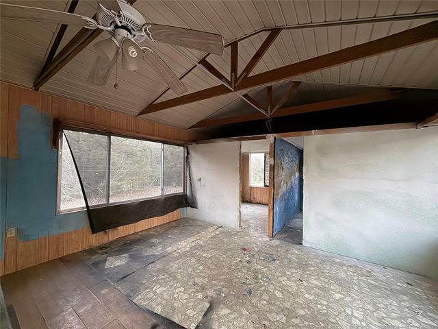 669 County Road 1245, Warren, TX 77664