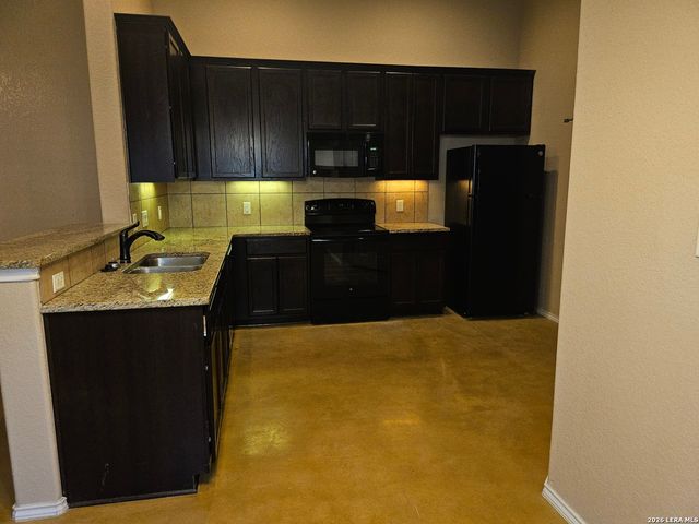 1049-1051 Carolyn Cove, New Braunfels, TX 78130