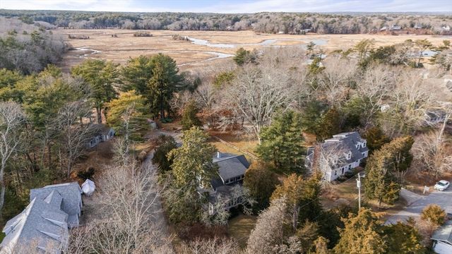 68 Abrams Hill Rd, Duxbury, MA 02332