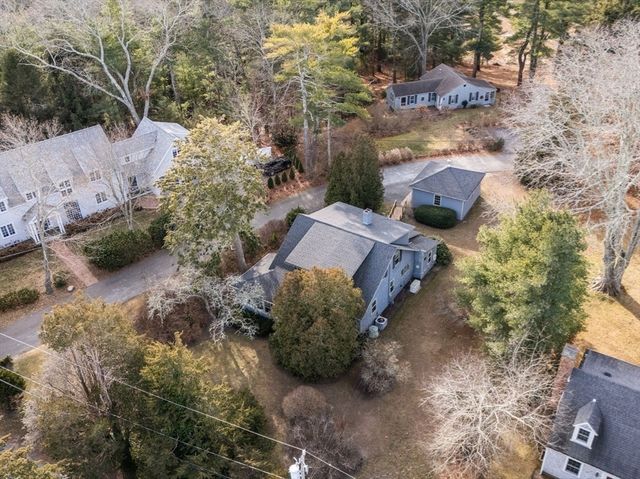 68 Abrams Hill Rd, Duxbury, MA 02332