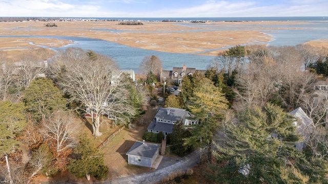 68 Abrams Hill Rd, Duxbury, MA 02332