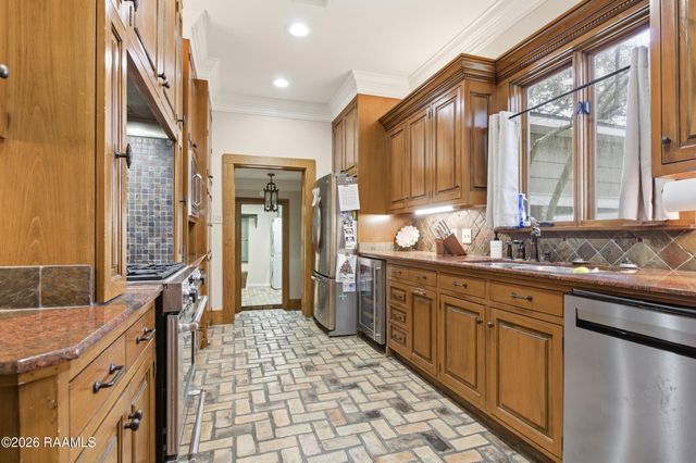 107 Campania Street, Rayne, LA 70578