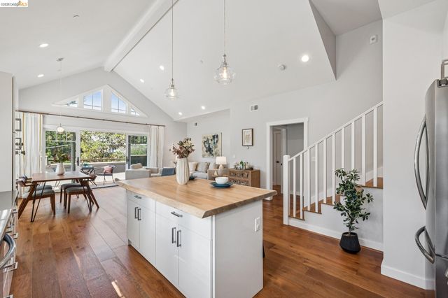 3424 Richmond Blvd, Oakland, CA 94611