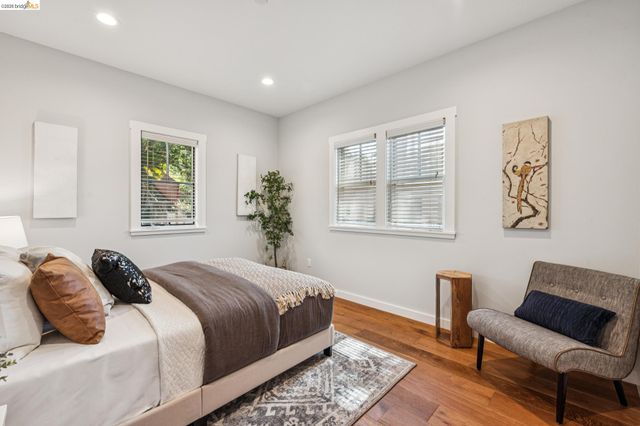 3424 Richmond Blvd, Oakland, CA 94611