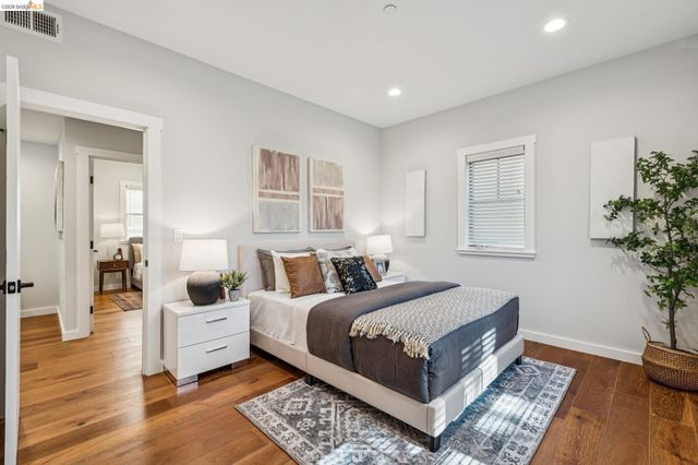 3424 Richmond Blvd, Oakland, CA 94611