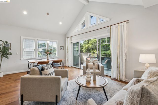 3424 Richmond Blvd, Oakland, CA 94611