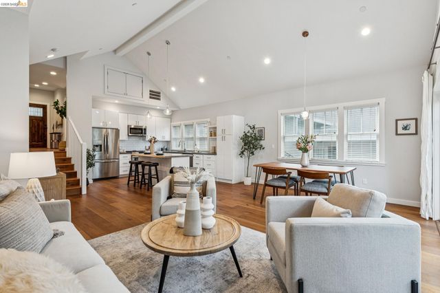 3424 Richmond Blvd, Oakland, CA 94611