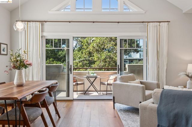 3424 Richmond Blvd, Oakland, CA 94611