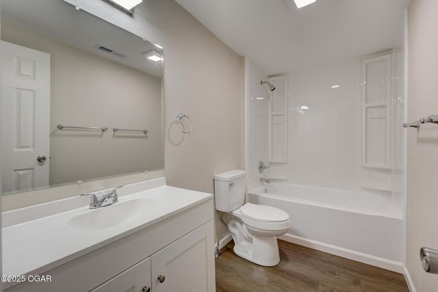 107 S St. Louis Avenue, Joplin, MO 64801