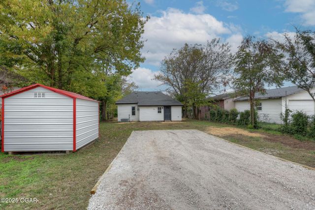 107 S St. Louis Avenue, Joplin, MO 64801