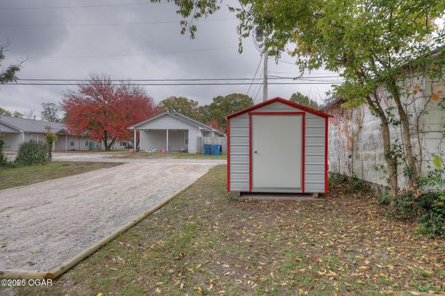 107 S St. Louis Avenue, Joplin, MO 64801