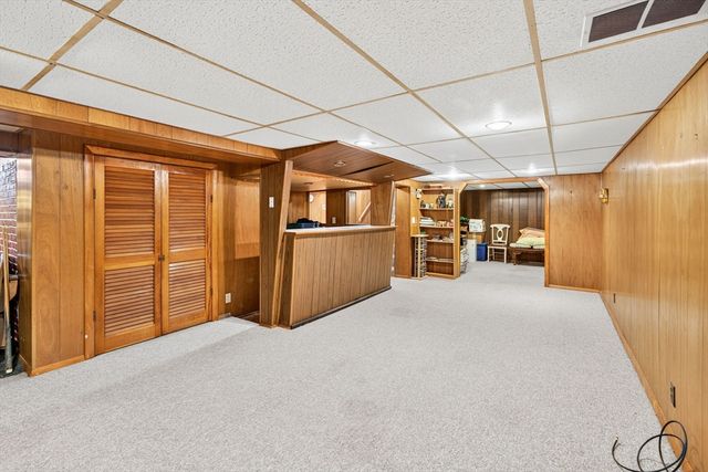 4 Lincoln Dr, Fairhaven, MA 02719