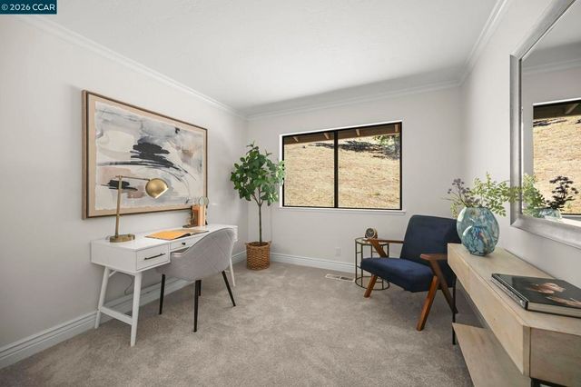 822 Regency Ct, Walnut Creek, CA 94597