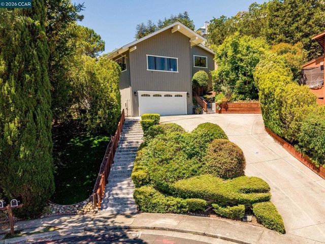 822 Regency Ct, Walnut Creek, CA 94597