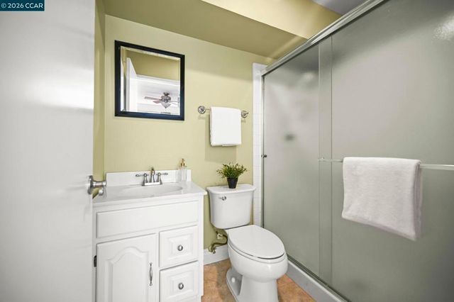 822 Regency Ct, Walnut Creek, CA 94597