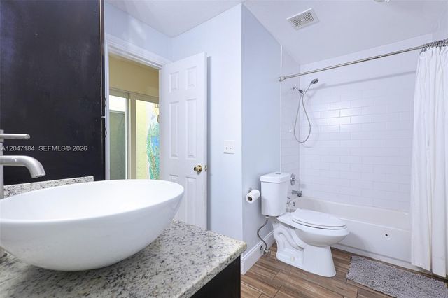 8251 NW 51st Ct, Lauderhill, FL 33351