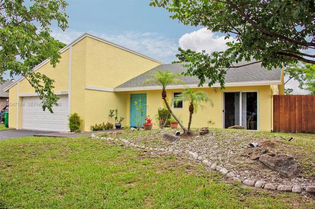 8251 NW 51st Ct, Lauderhill, FL 33351