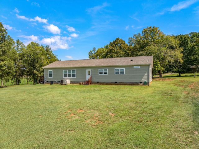 120 County Road 717, Athens, TN 37303