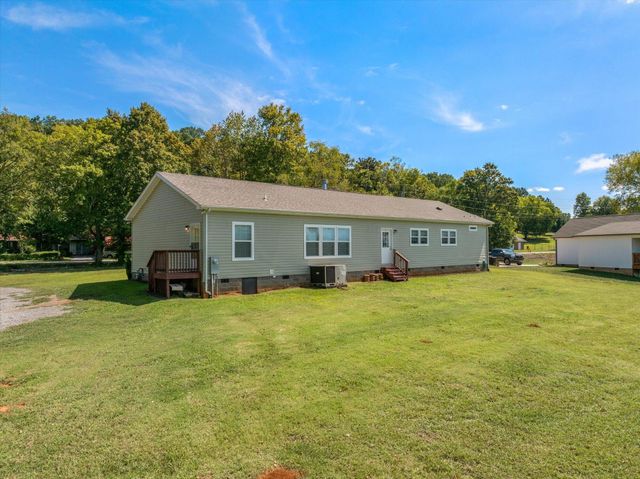 120 County Road 717, Athens, TN 37303