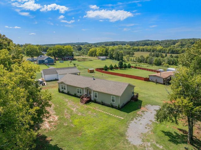 120 County Road 717, Athens, TN 37303
