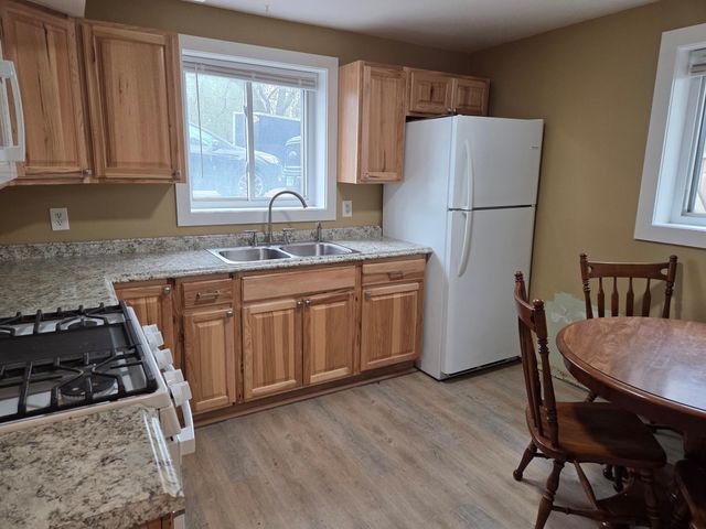 9152 Lexington Avenue N, Circle Pines, MN 55014