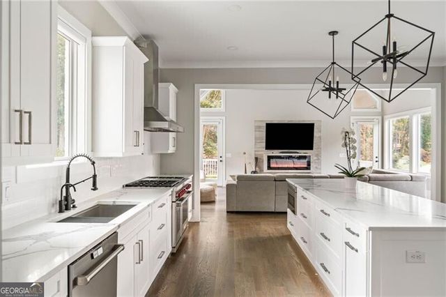 420 Cherry Hill Drive SE, Marietta, GA 30067