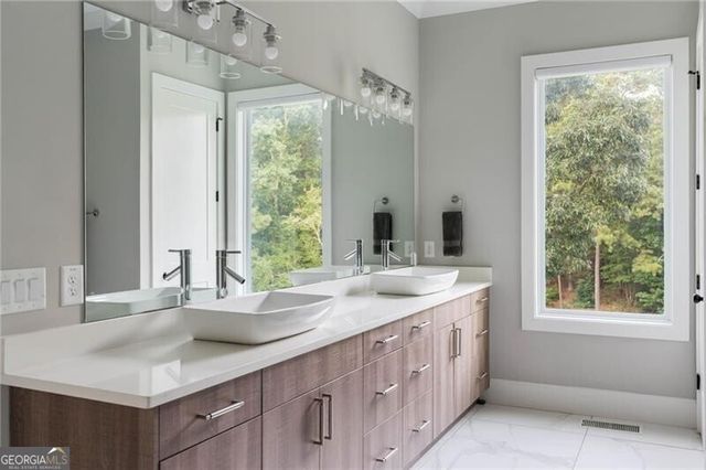 420 Cherry Hill Drive SE, Marietta, GA 30067