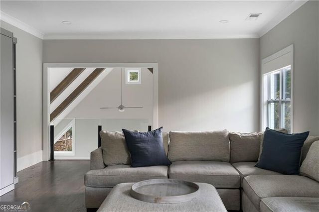 420 Cherry Hill Drive SE, Marietta, GA 30067