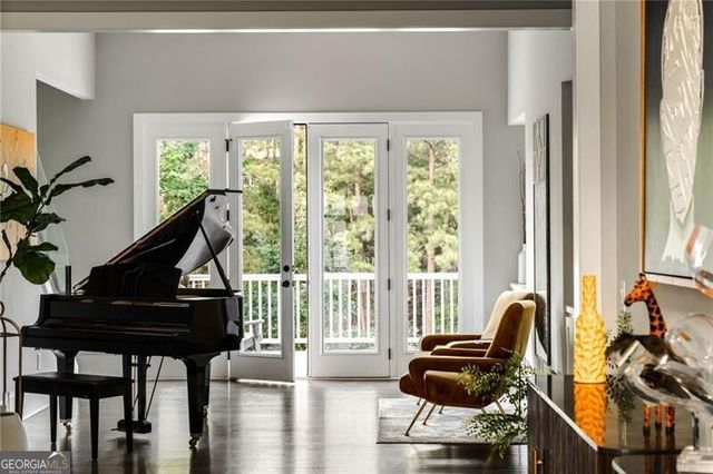 420 Cherry Hill Drive SE, Marietta, GA 30067