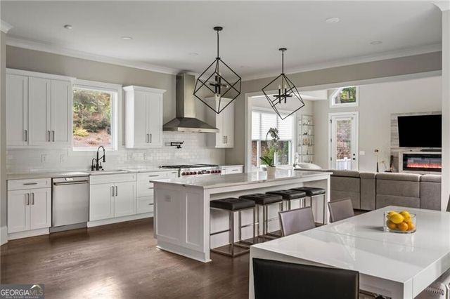 420 Cherry Hill Drive SE, Marietta, GA 30067