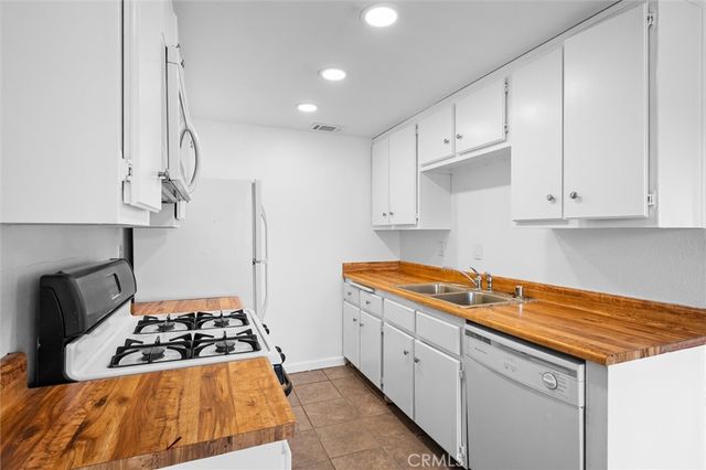 655 Walnut, Lake Elsinore, CA 92530