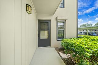 14 Plantation Drive 103, Vero Beach, FL 32966