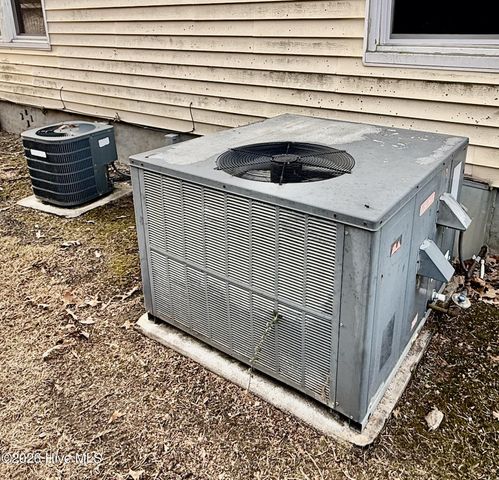 4413 W Church Street A,B,C,& D, Farmville, NC 27828