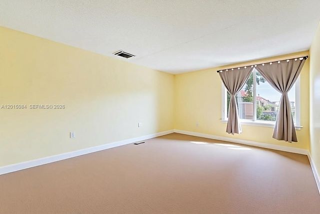 606 NW 107th Ave 9B, Miami, FL 33172
