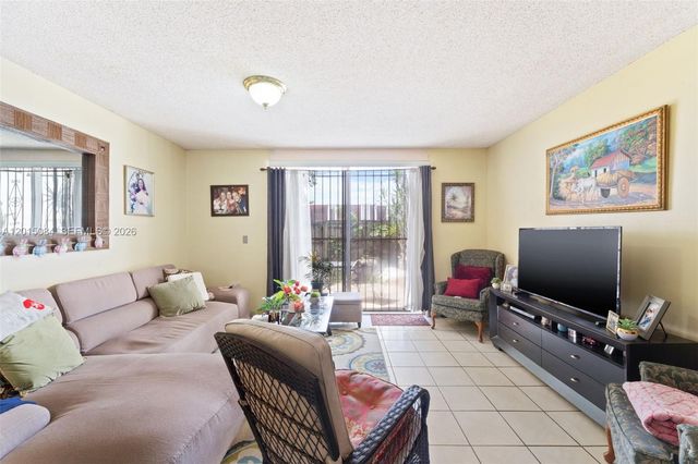 606 NW 107th Ave 9B, Miami, FL 33172