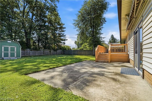 8985 Big Creek Pky, Strongsville, OH 44149