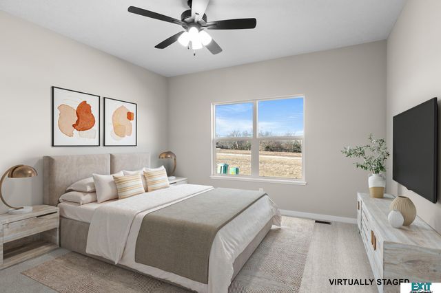 10216 Hascall Circle, Lincoln, NE 68520